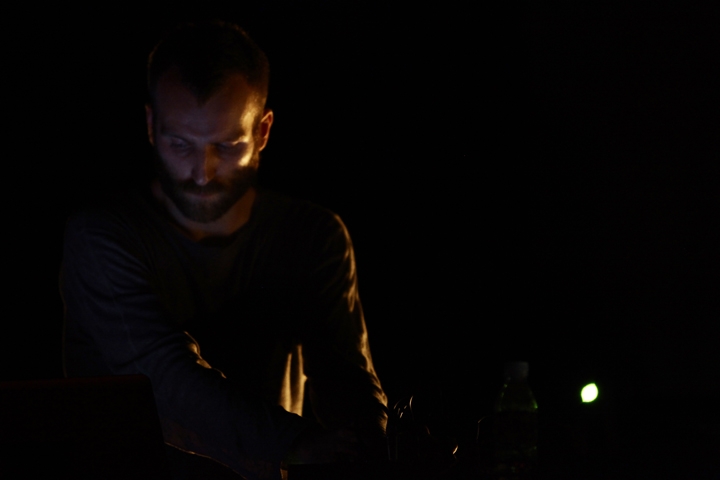 BF-MD10_0006 <br>Ben Frost 2010 ©Milena Skriabine<br>